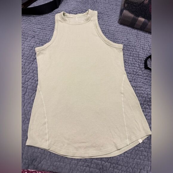 Lululemon Pistachio Green Ribbed Sleeveless Tank Top Stretchy Size M - Picture 11 of 17